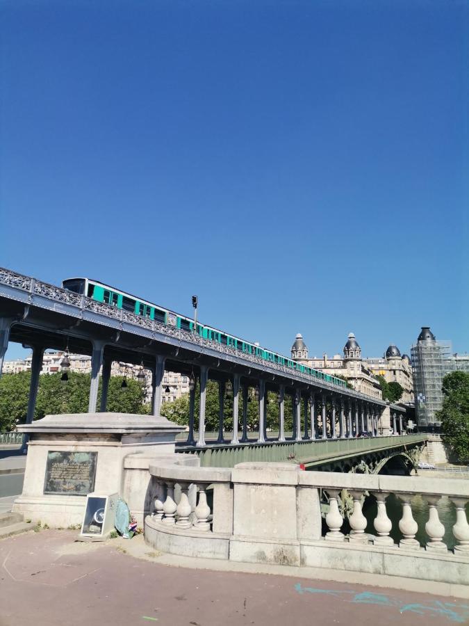 Appartement Toureifelchampselysee à Paris Extérieur photo